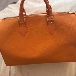 Authentic Louis Vuitton Epi leather Speedy bag